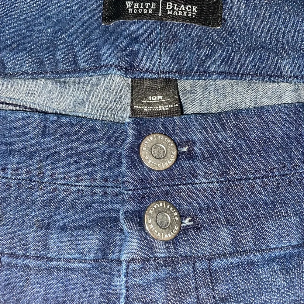 2/$20 🔅WHBM FLARED TROUSER - Picture 4 of 4